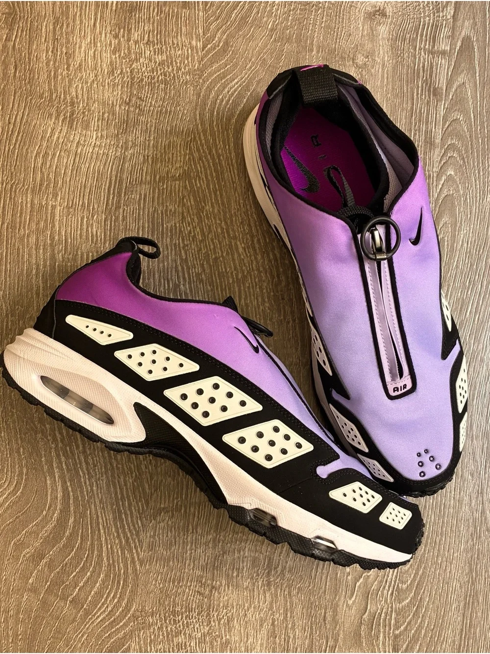Nike Air Max SNDR Purple Black Men’s 11 Women’s 12.5 Y2K